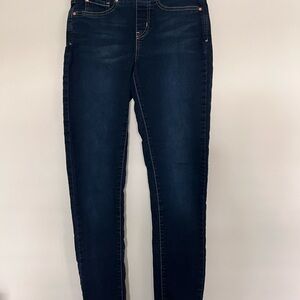 Levi Strauss Signatue Totally Shaping Pull on Skinny Dark Women's Jeans Sz 4L